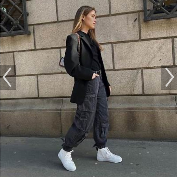 ASOS Weekday Shiloh Workwear Black Cargo Jeans - Picture 3 of 10